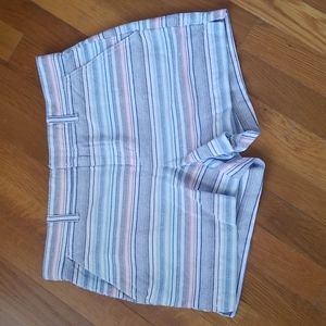 GAP mid rise striped shorts NWT